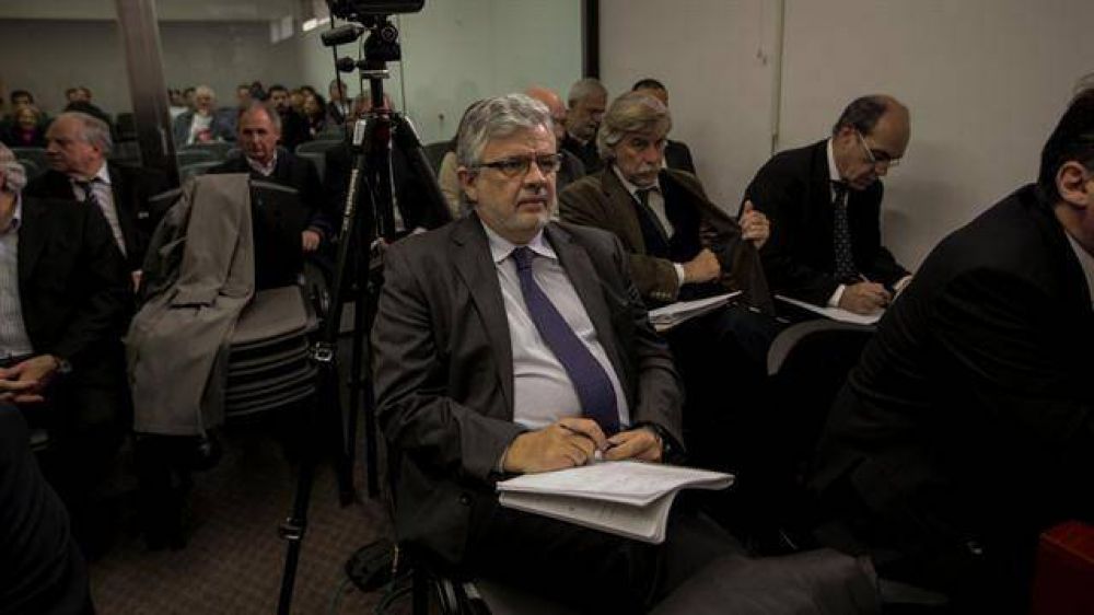 Schiavi dice que no tiene miedo de ir preso y tambi�n apunta a De Vido