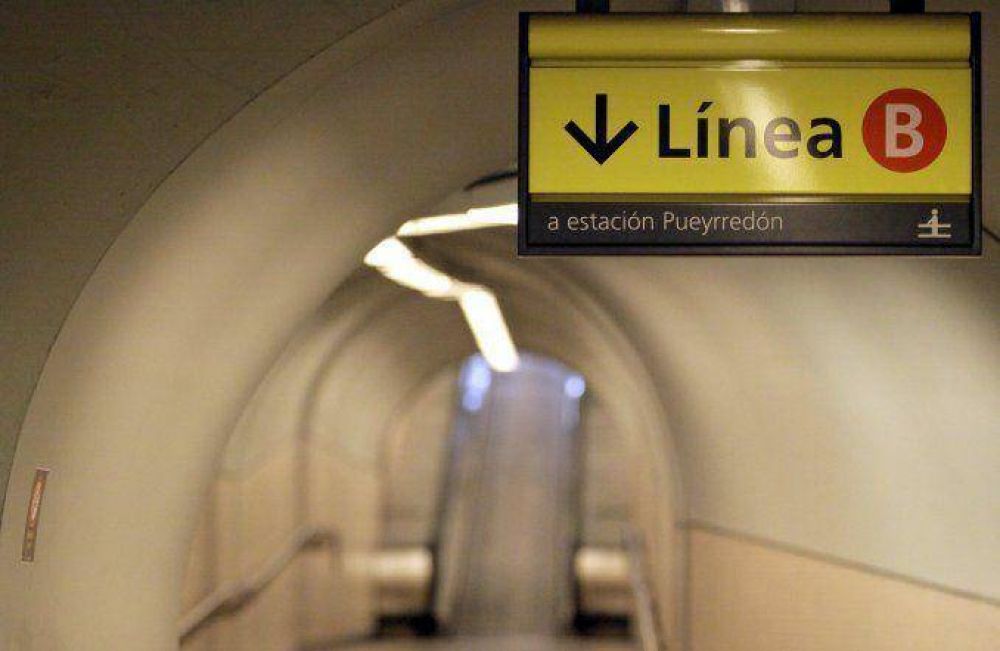 Un conflicto con trabajadores tercerizados interrumpe el servicio en la l�nea B del Subte
