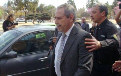 Jaime admiti� d�divas y pact� un a�o y medio de prisi�n