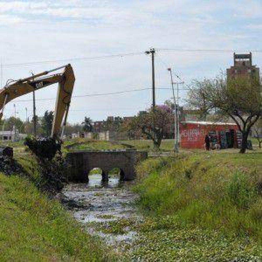 Desag�es: Se limpiaron m�s de 88 kil�metros