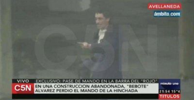 Exclusivo: Bebote �lvarez a los tiros y repartiendo d�lares a los barras