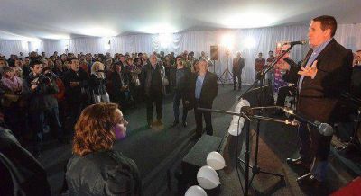 LAN�S CELEBR� SUS 71 A�OS DE AUTONOM�A