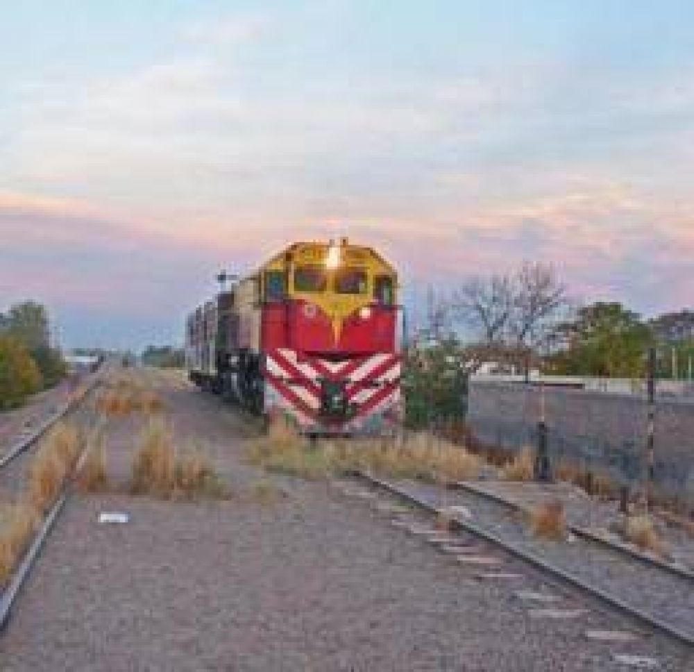 Avanzan trabajos para reactivaci�n de ramal ferroviario riojano