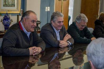 Jaime Linares propone la creaci�n de un seguro provincial de salud