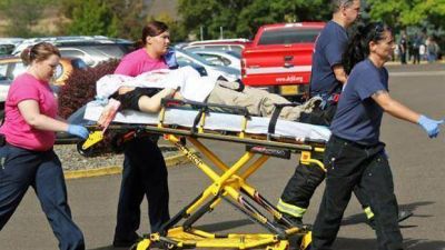 La tragedia volvi� a las aulas de EE.UU.: 10 muertos en un pueblo de Oregon