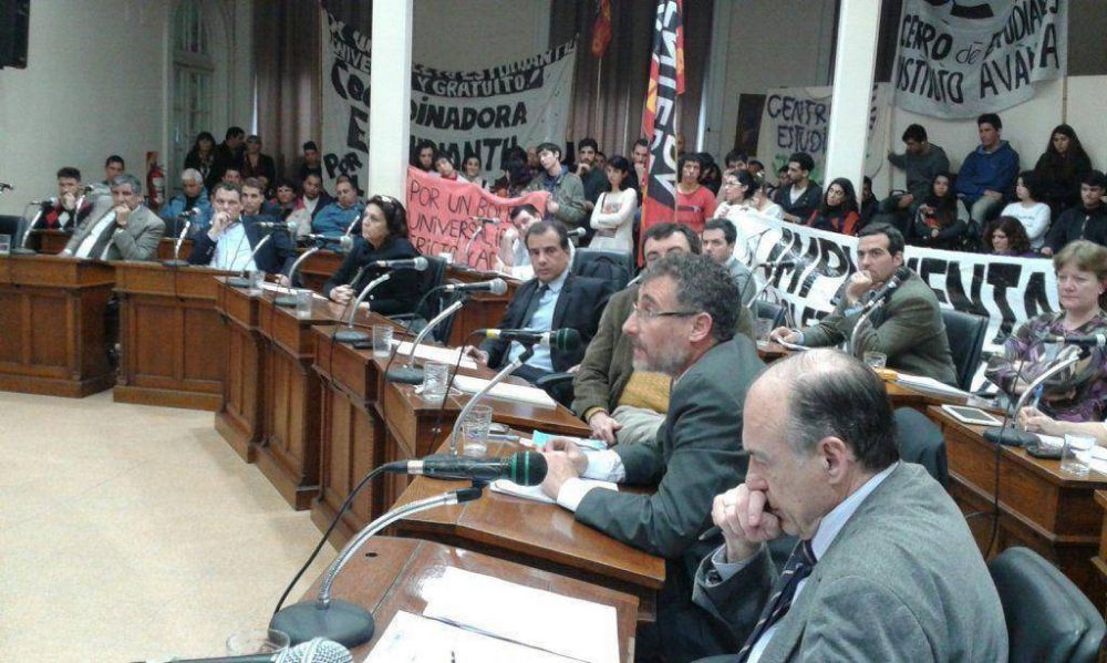Por unanimidad, el Concejo aprob� el boleto para que los alumnos viajen gratis en colectivo