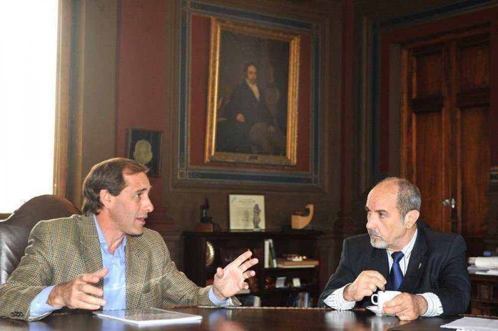 Garro y Perdomo acuerdan trabajo conjunto para dotar con agua y cloacas a toda la ciudad