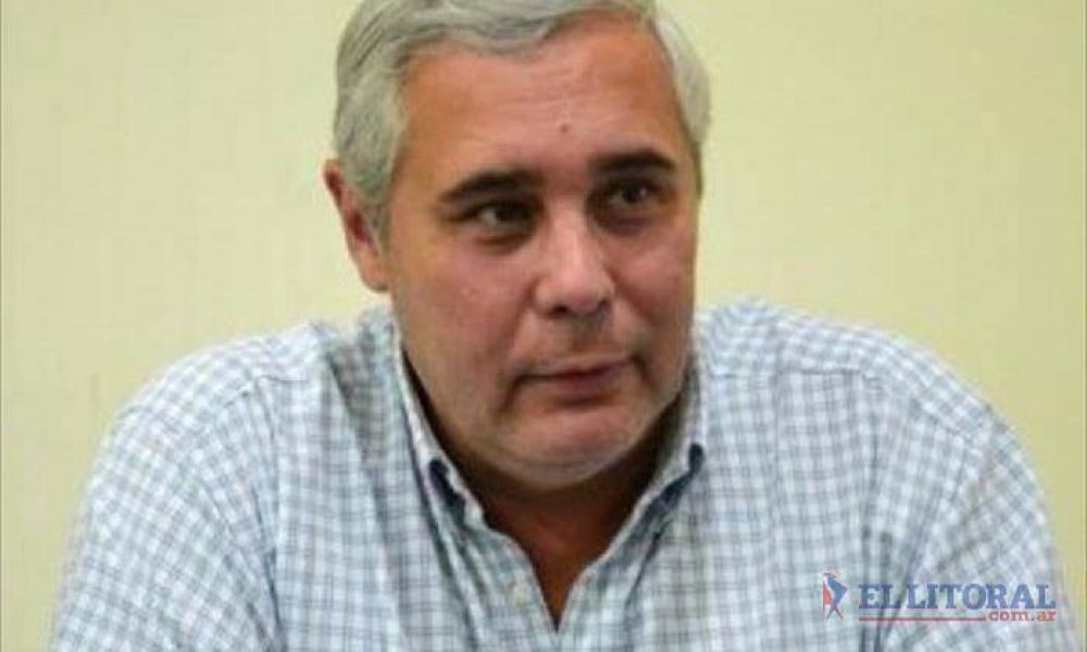 R�os: �Ser� burro pero tengo un respeto por la pol�tica y no ando acumulando votos�
