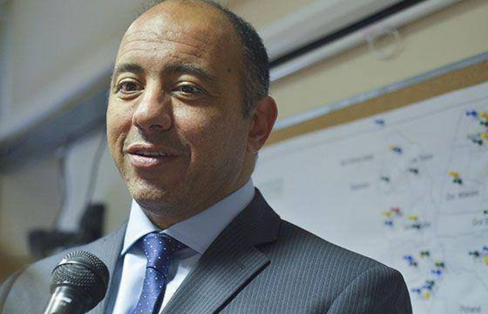 En 8 a�os el Gobierno alfabetiz� a m�s de 12.000 adultos y j�venes
