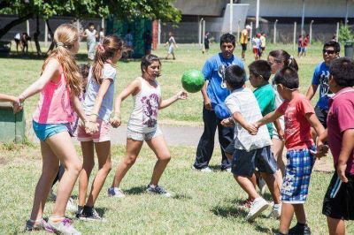 Abri� la inscripci�n para la Colonia Deportiva de Verano 2016 en la Ciudad
