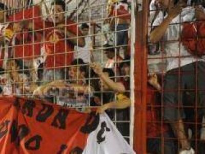 Fueron a ver ganar a San Mart�n, no se dio y explotaron los violentos