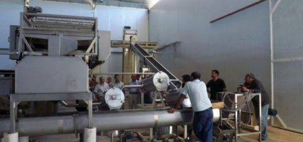 �San Francisco� inaugura su f�brica de jugos