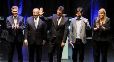 Massa sac� una luz de ventaja en el primer debate presidencial