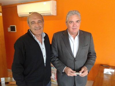 Linares: �Lo primordial en Luj�n es resolver el tema de la inundaci�n�