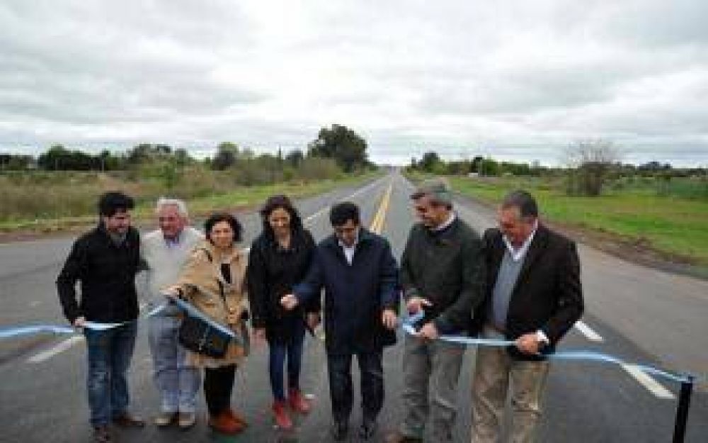 Rutas boaerenses: Arl�a inaugur� obras de la 41 entre Areco y Giles