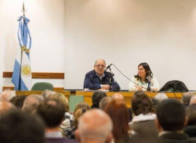 El candidato de Cambiemos expuso sus propuestas a los Foros sectoriales de la Construcci�n y Consejos Profesionales 