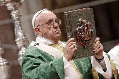 Francisco defendi� la familia como 