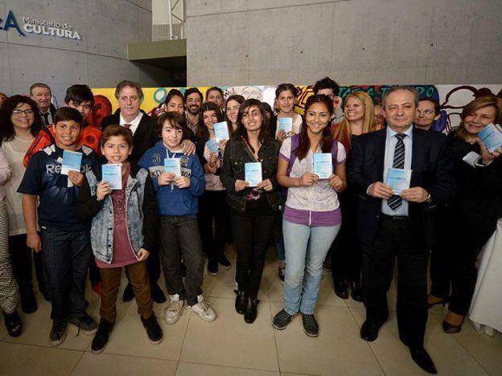 El 82% de los chicos mendocinos us� preservativo en su primera relaci�n sexual