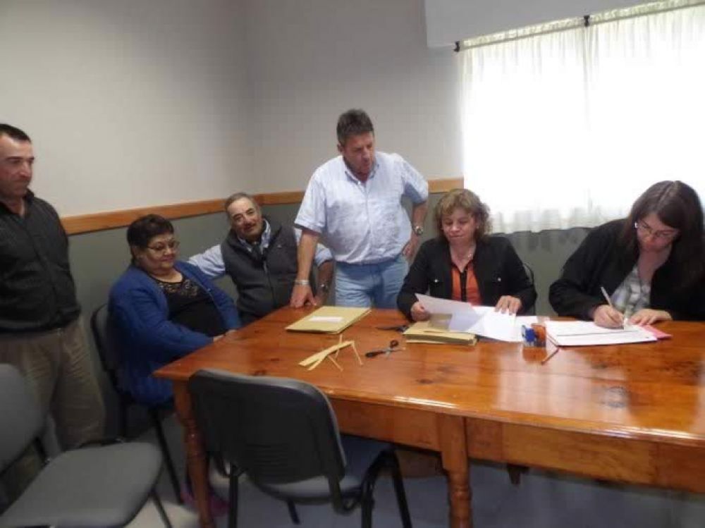 Apertura de sobres del c�rculo cerrado en Berutti
