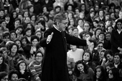 �El Opus Dei busca ayudar a personas concretas a encontrarse con el amor de Jes�s�