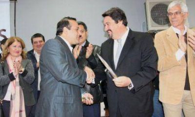 Marat�n de inauguraciones: El gobernador Closs viola la Ley electoral