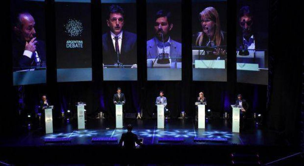 Sin Scioli, los presidenciables debatieron en la Universidad de Buenos Aires