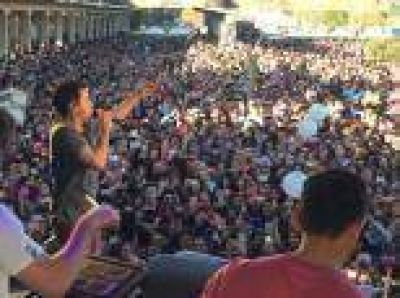 La Plata: Fin de semana con una multitud disfrutando de distintas propuestas