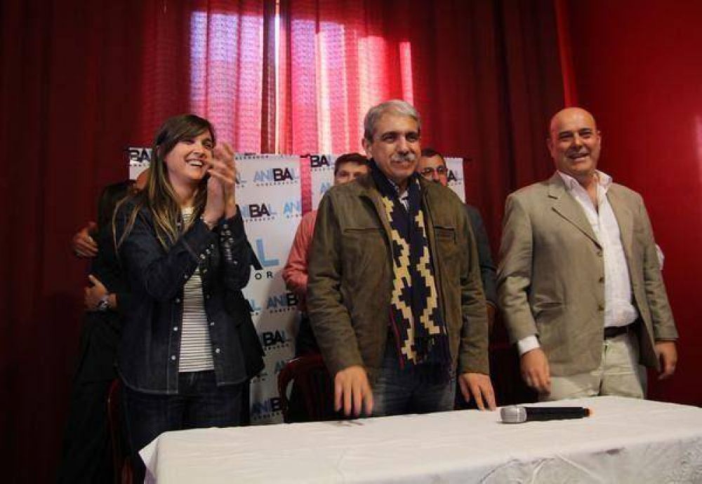 An�bal anuncia su gabinete agropecuario y al titular del Banco Provincia