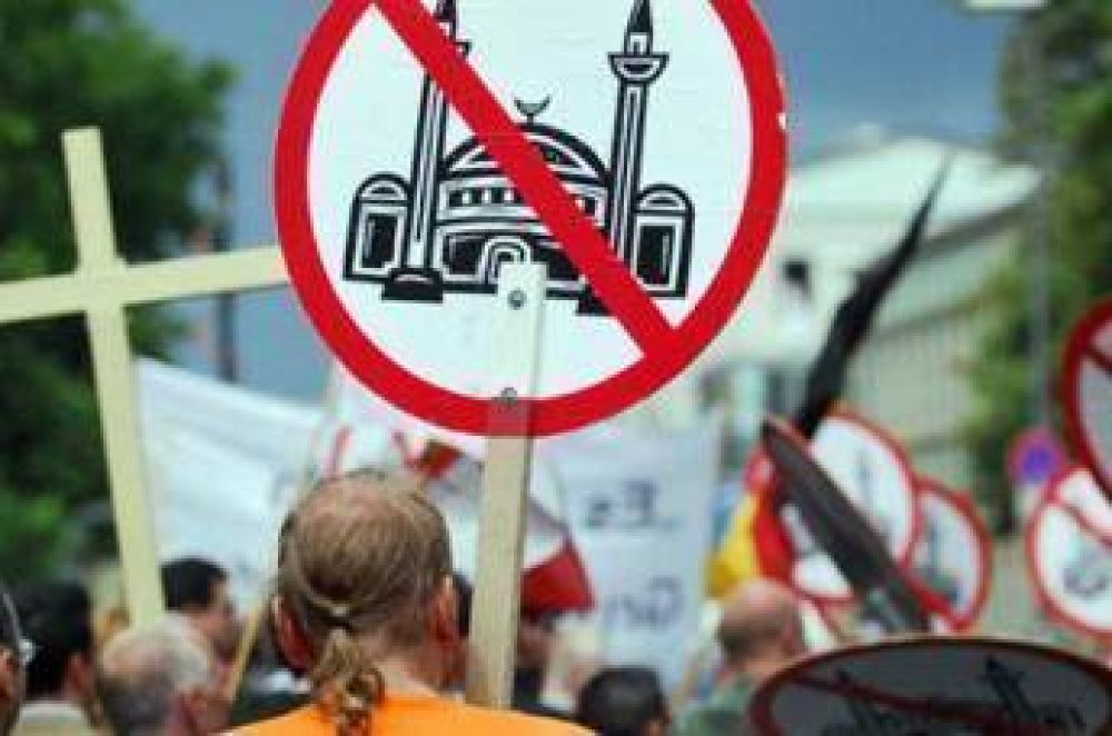 Unión Europea advierte contra la islamofobia