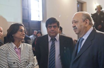 Corpacci tendr�a una ventaja de m�s de 10 puntos sobre Brizuela