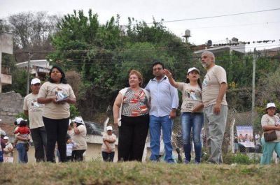 �EN CAMPA�A Y CUANDO NO HAY CAMPA�A ESCUCHAMOS A LOS VECINOS�