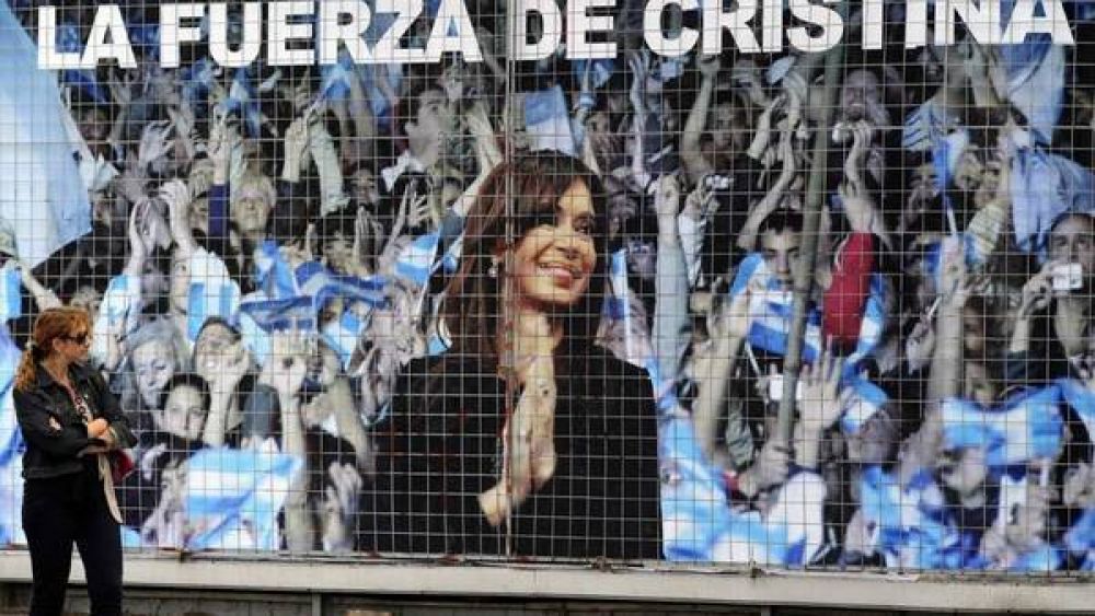 Cerca de la elecci�n, el Gobierno ampl�a m�s de $ 400 millones el gasto en propaganda