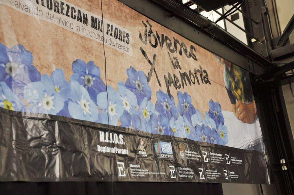 Con presencia de chicos de toda la provincia cerr� la sexta instancia del Programa �J�venes por la Memoria� 