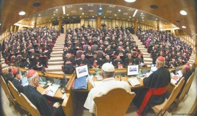 El Papa pidi� a los obispos que debatan sin temor