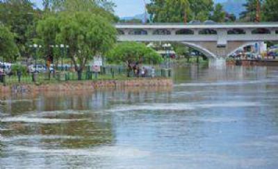 Se eleva el consumo de agua y faltan lluvias