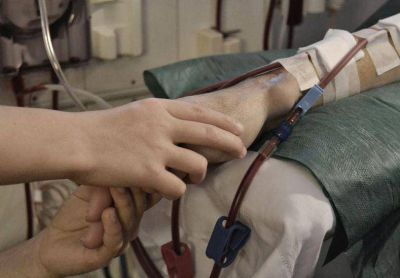 Una deuda millonaria podr�a dejar sin di�lisis a cientos de santafesinos