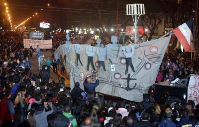 M�s de 30 carros participaron de la far�ndula sanrafaelina