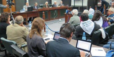 �Parte de la CNU particip� de la Triple A�