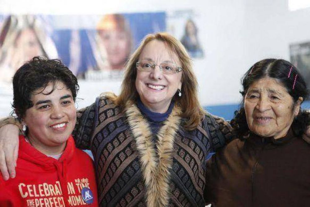 Alicia Kirchner: �Los pueblos que triunfan son los que saben construir colectivamente�