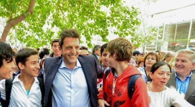 Massa pide otra vuelta y apunta al oficialismo: �Ojal� que Cristina esta vez lo deje ir a Scioli�
