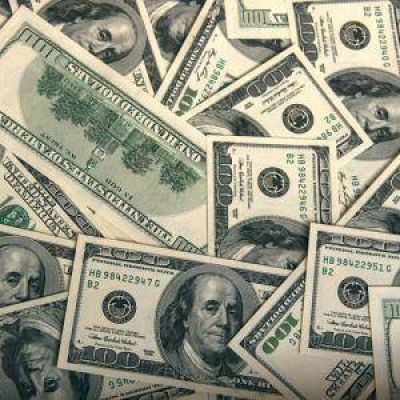 El blue cae otros nueve centavos y cotiza a $ 15,71
