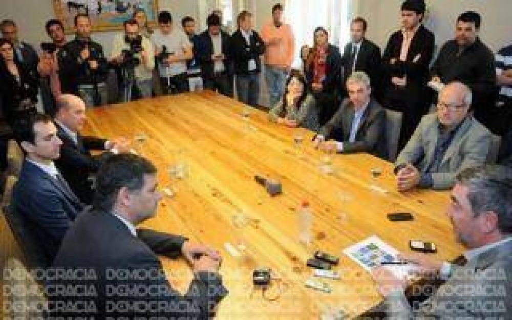 Elecciones 2015: Debate de candidatos a Intendente en Jun�n