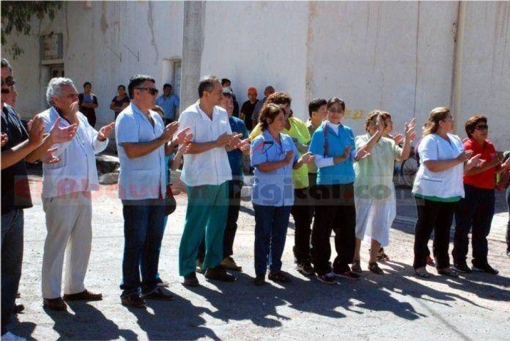 Renuncia masiva de m�dicos en Tinogasta