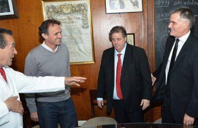 Katopodis, Collia y Castagneto recorrieron el Hospital Eva Per�n