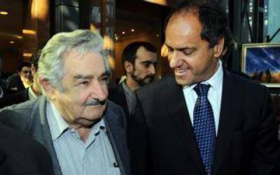 Pepe Mujica en Magdalena pidi� cuidar la tierra e integraci�n con los pa�ses vecinos