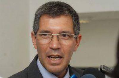 Realizan diferentes allanamientos por el crimen de Apaza