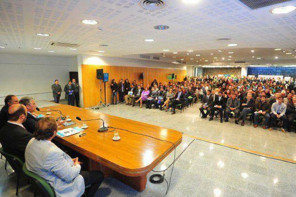Poggi: �El Precio San Luis ser� trascendente para un nuevo mercado regional�