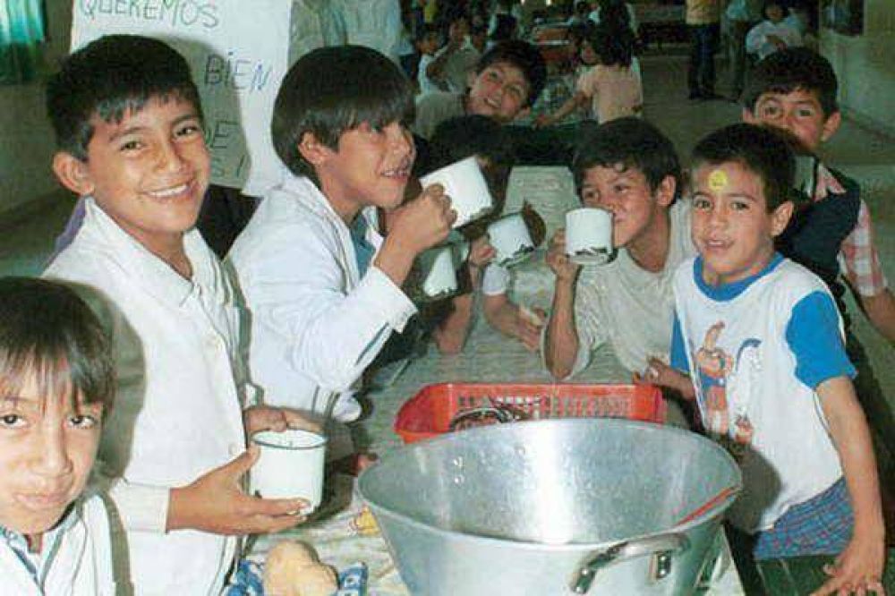 Depositaron fondos para comedores escolares