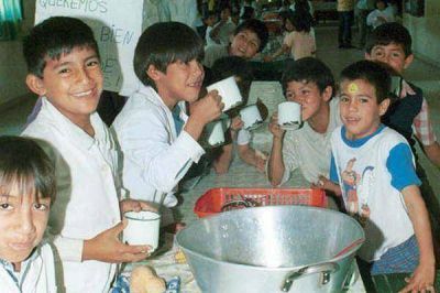 Depositaron fondos para comedores escolares