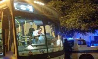 �Relato salvaje� riojano. Colectivero y motociclista a las pi�as